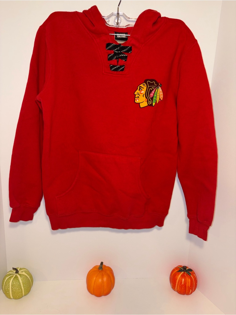 Chicago Blackhawks Kids Hoodie Medium 10/12 Red Outer Stuff Lace Up